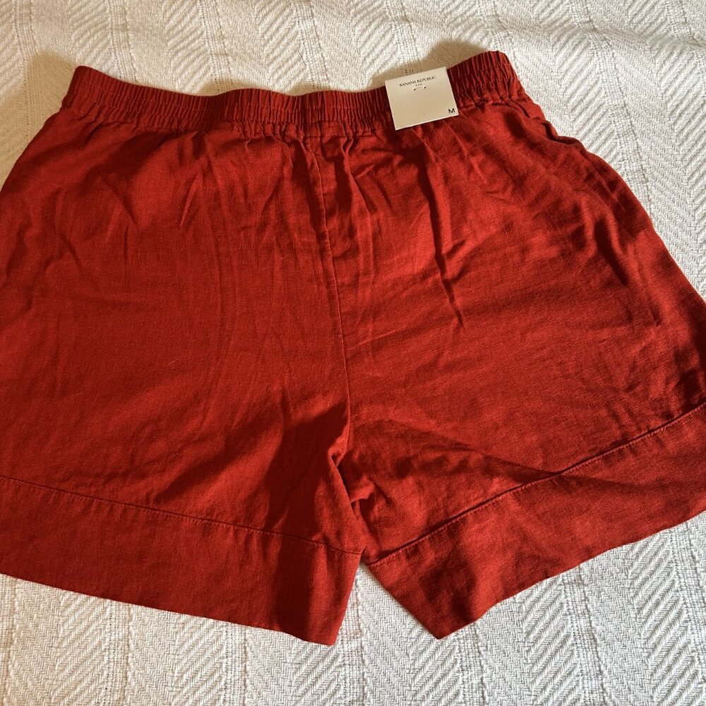 Banana Republic linen shorts - Picture 2 of 5
